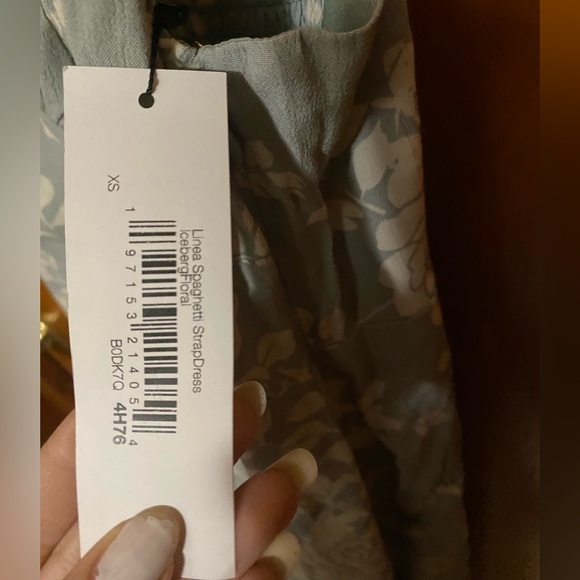 NWT-THE DROP ICEBERG LINEAR FLORAL RETAILS $80 - Picture 6 of 10